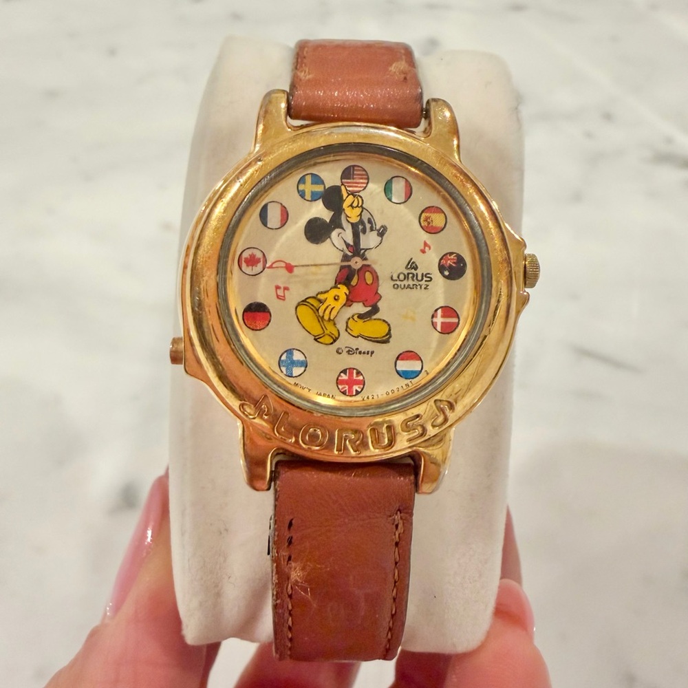 Vintage Gold and Brown Mickey Mouse Musical Lorus Quartz Watch